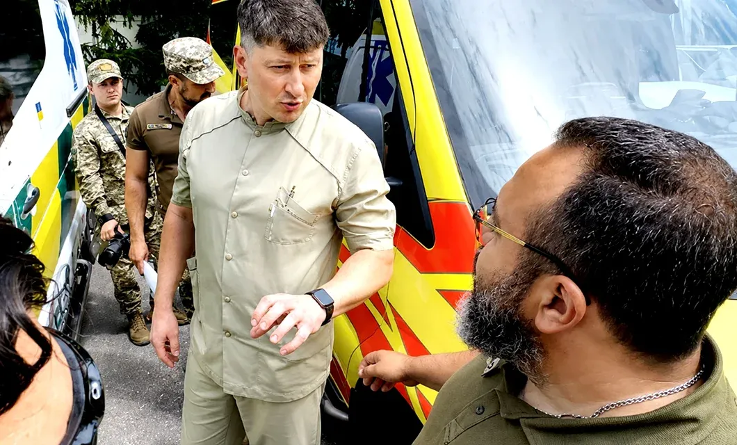 Kyiv, June 9, 2026 — One of five UkraineAid ambulances was donated to a surgical hospital in Kyiv. Hospital leadership received and carefully examined the fully equipped vehicle.